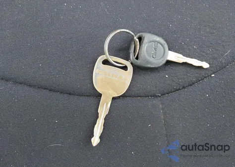 2004 GMC Sierra 1500 Work Truck from USA, damaged, VIN 1GTEK14T04Z147575